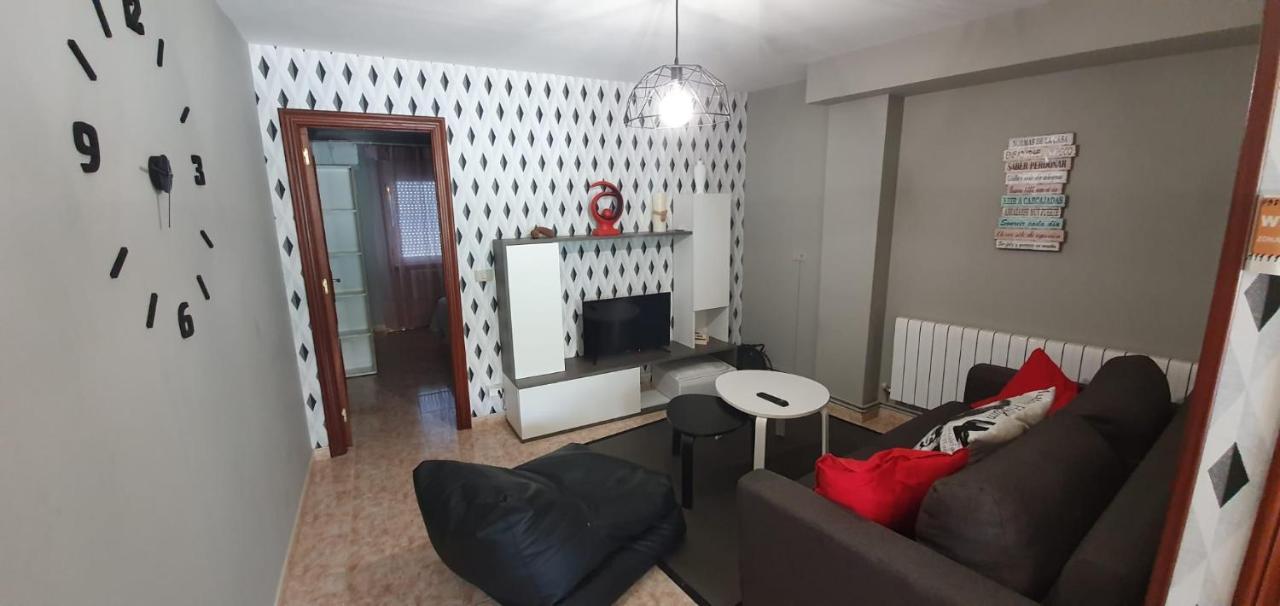 Apartamentos Portolux Portomarin Eksteriør billede