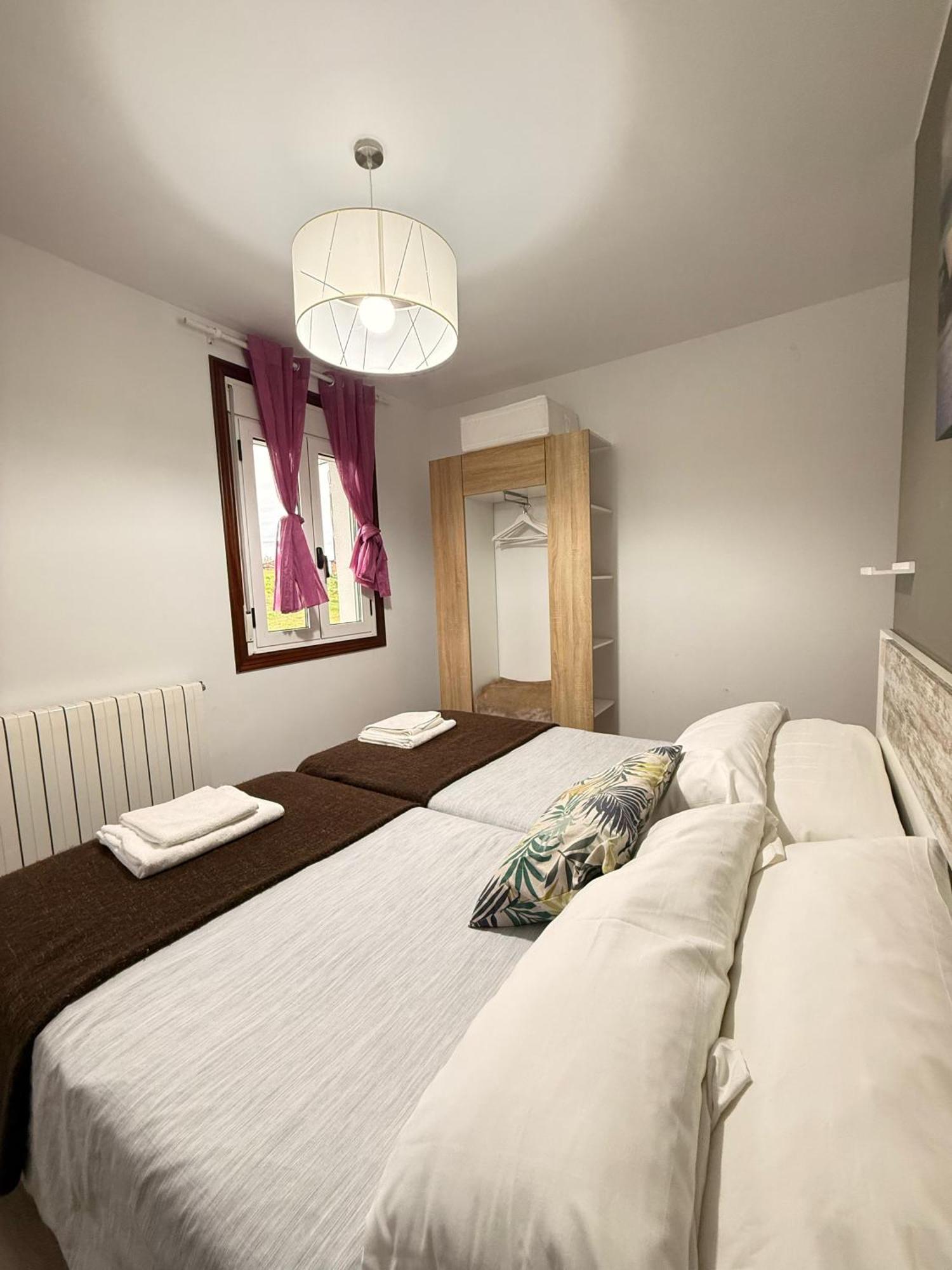 Apartamentos Portolux Portomarin Eksteriør billede
