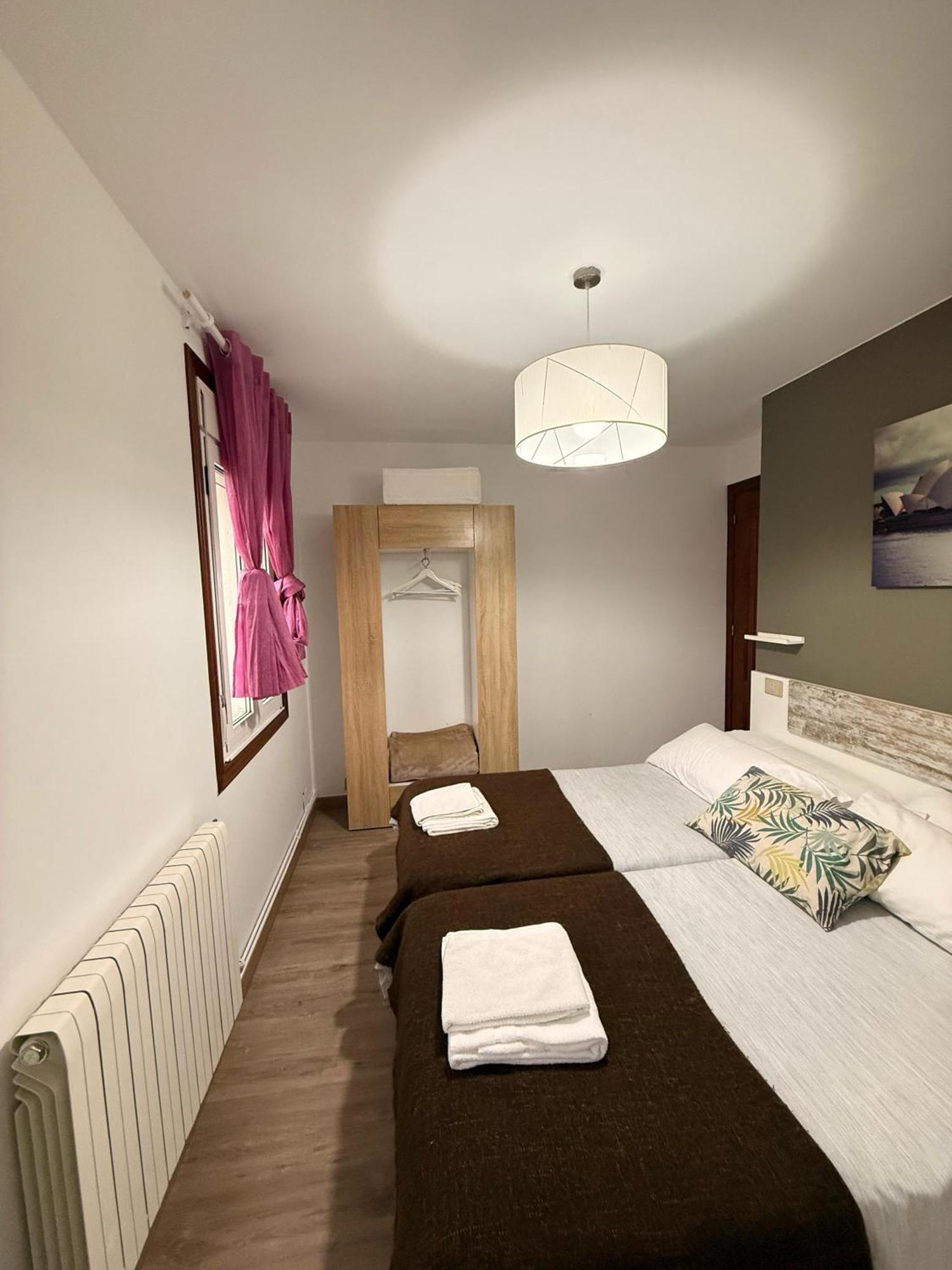 Apartamentos Portolux Portomarin Eksteriør billede