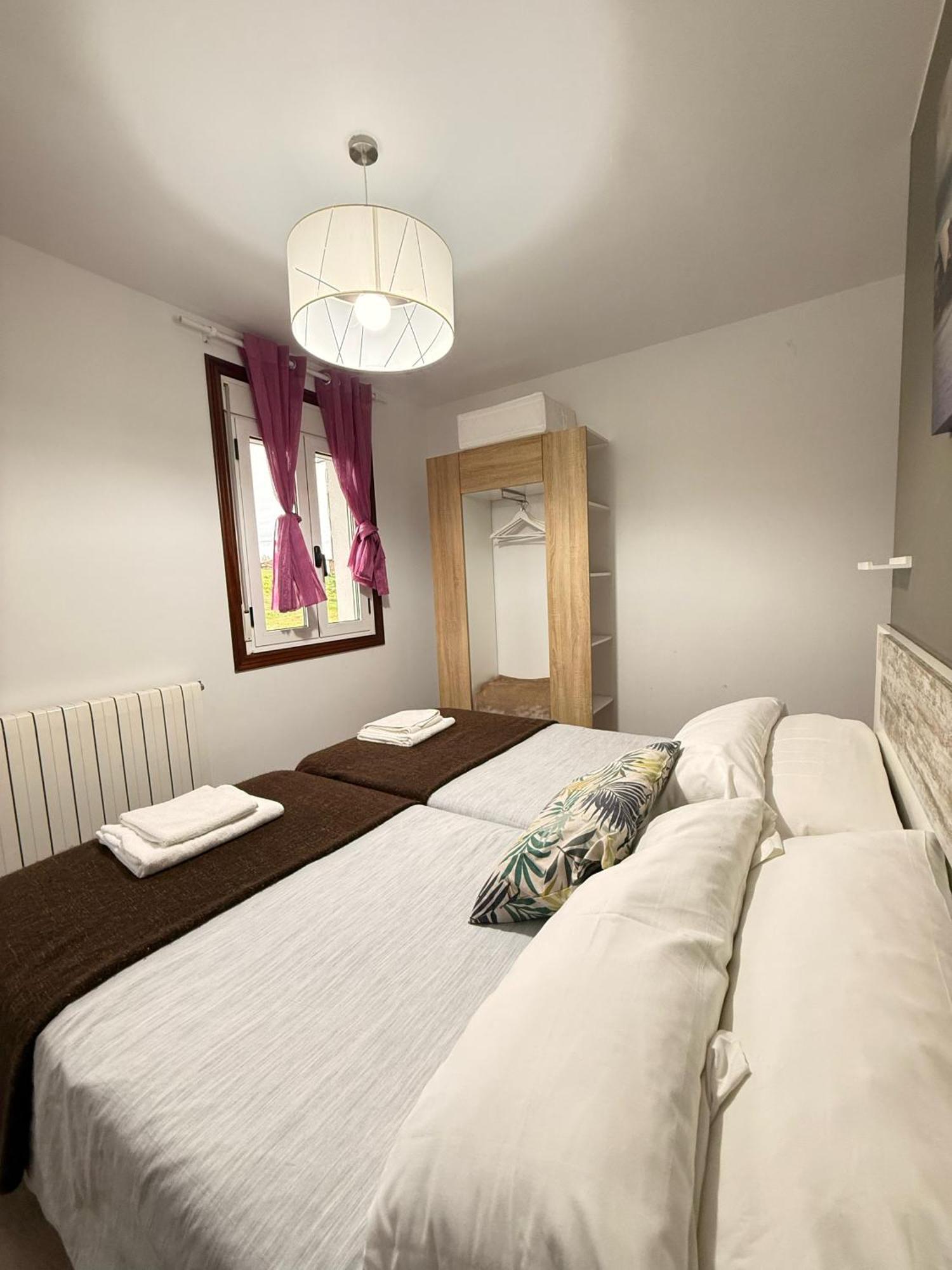 Apartamentos Portolux Portomarin Eksteriør billede