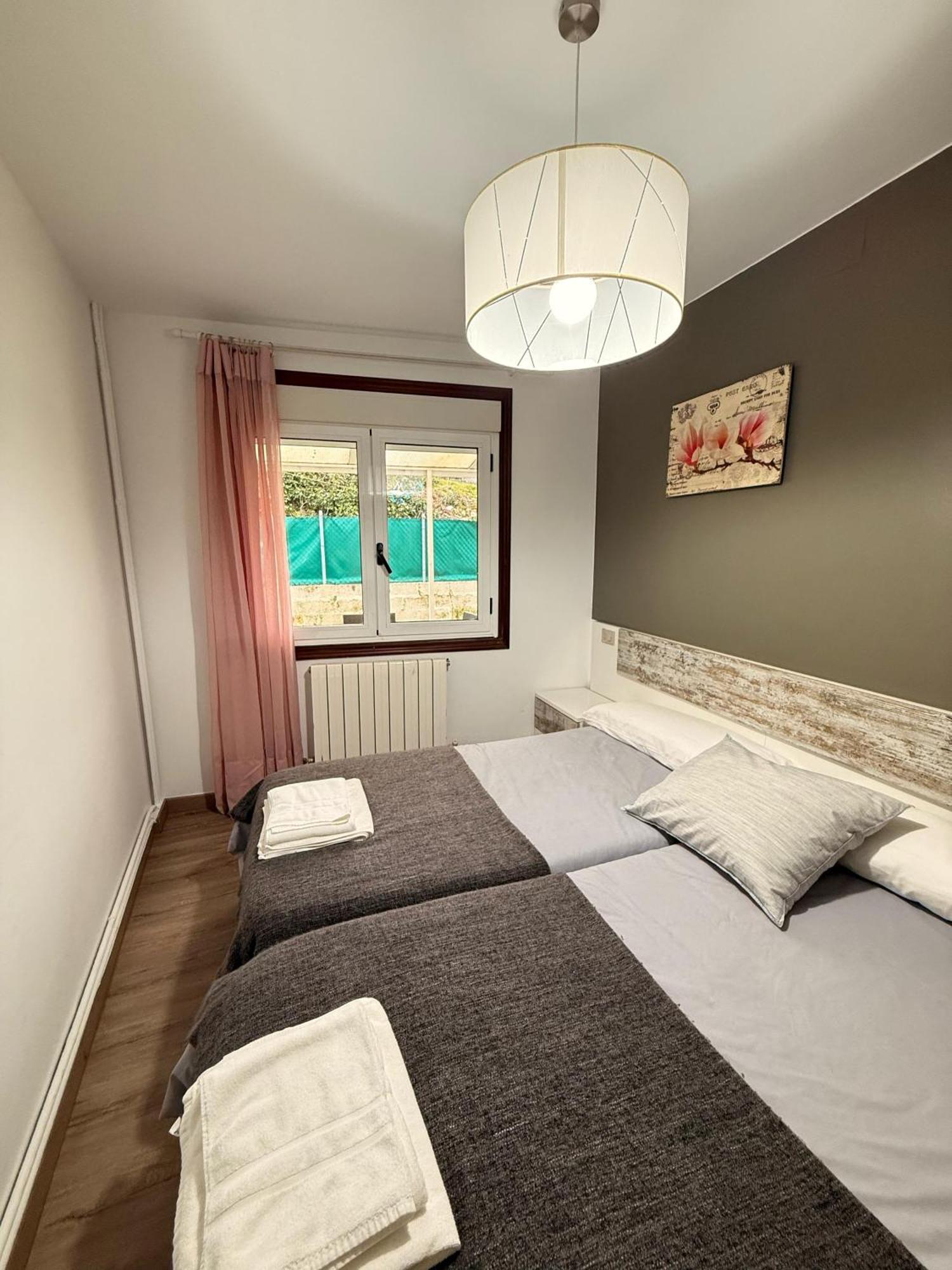 Apartamentos Portolux Portomarin Eksteriør billede